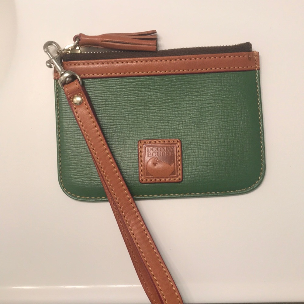 Dooney&Bourke Wristlet